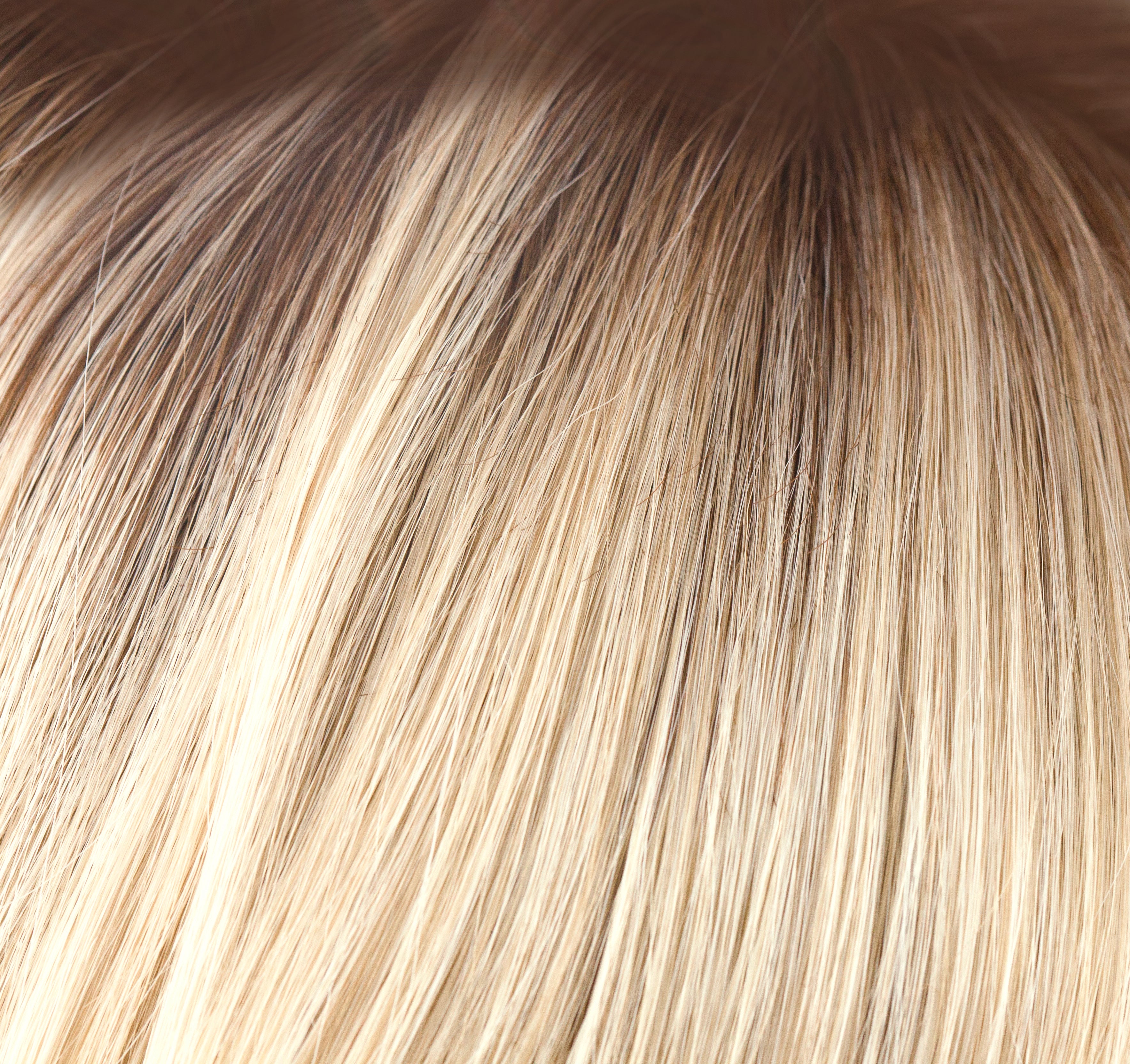 Champagne-R — Alexander Couture color swatch