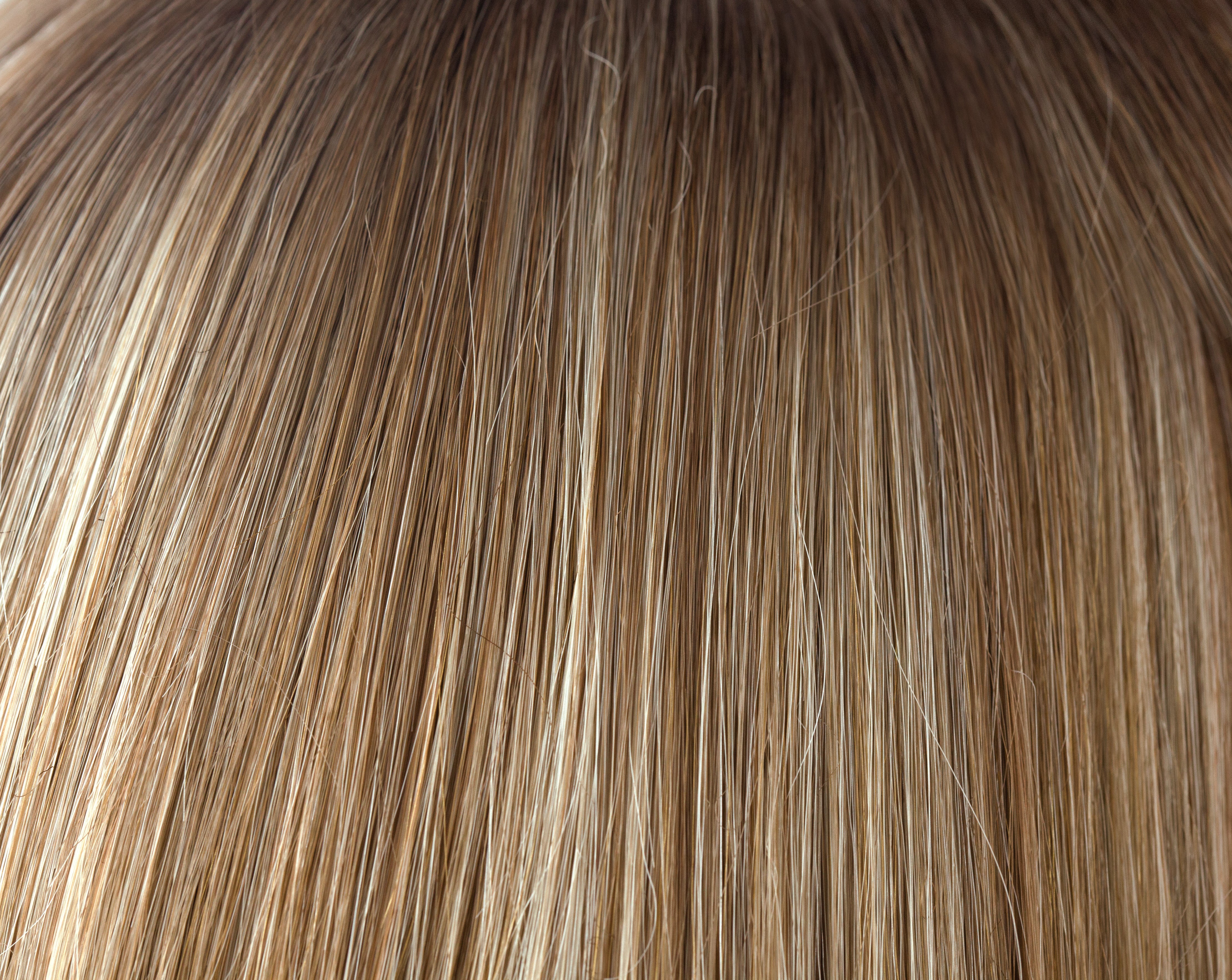 Spring Honey-R — Alexander Couture color swatch