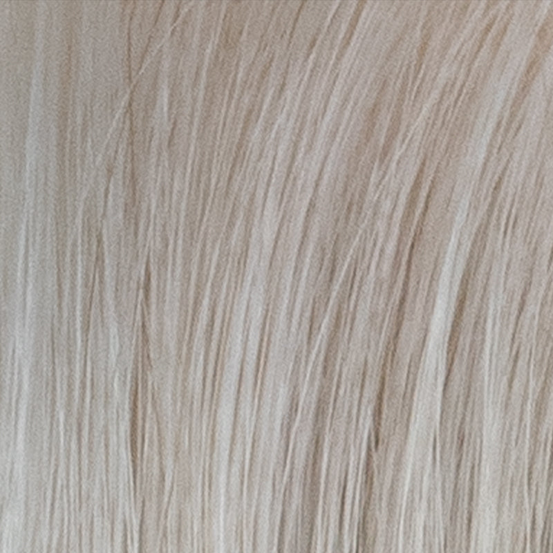 platinum-champagne-frost — TressAllure square color swatch