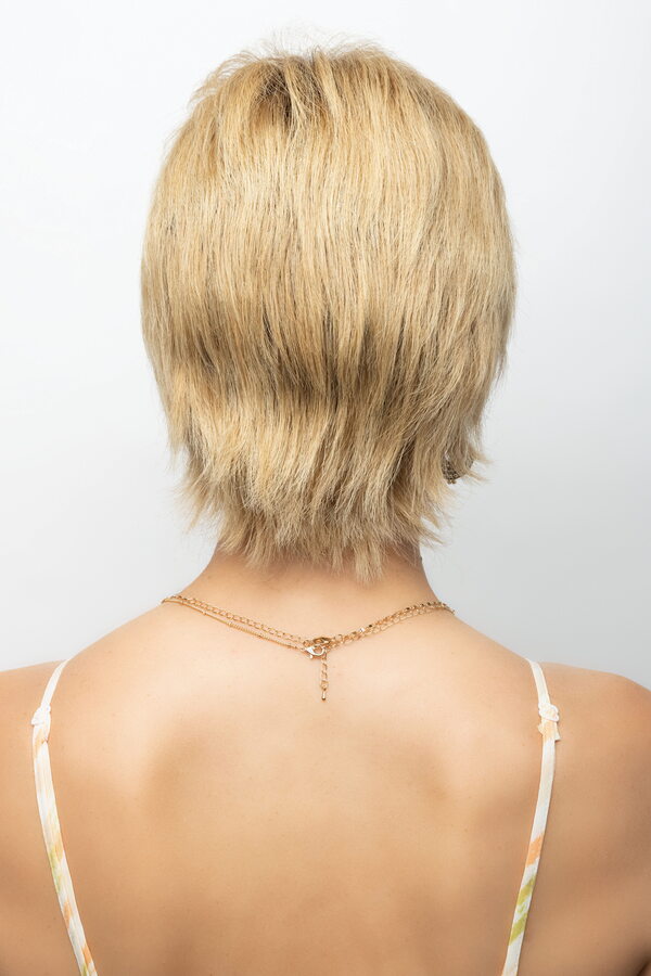 Kris by René of Paris – official model view 7