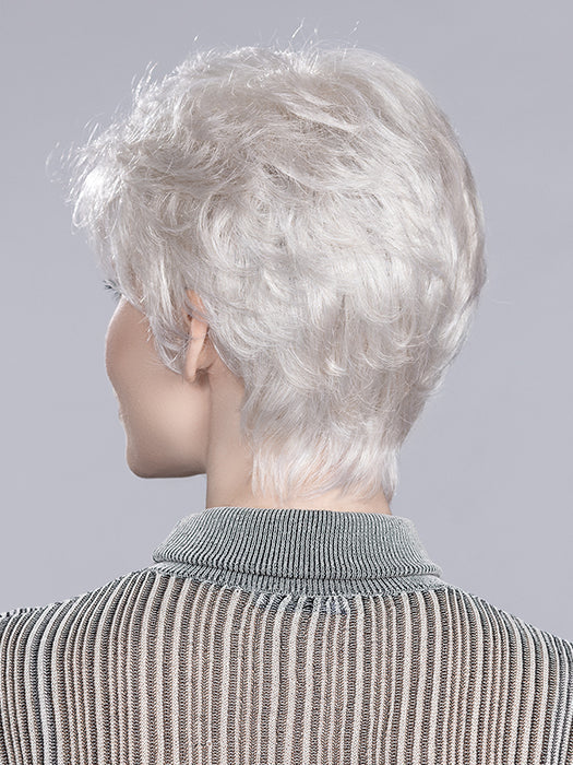 Apart Hi by Ellen Wille