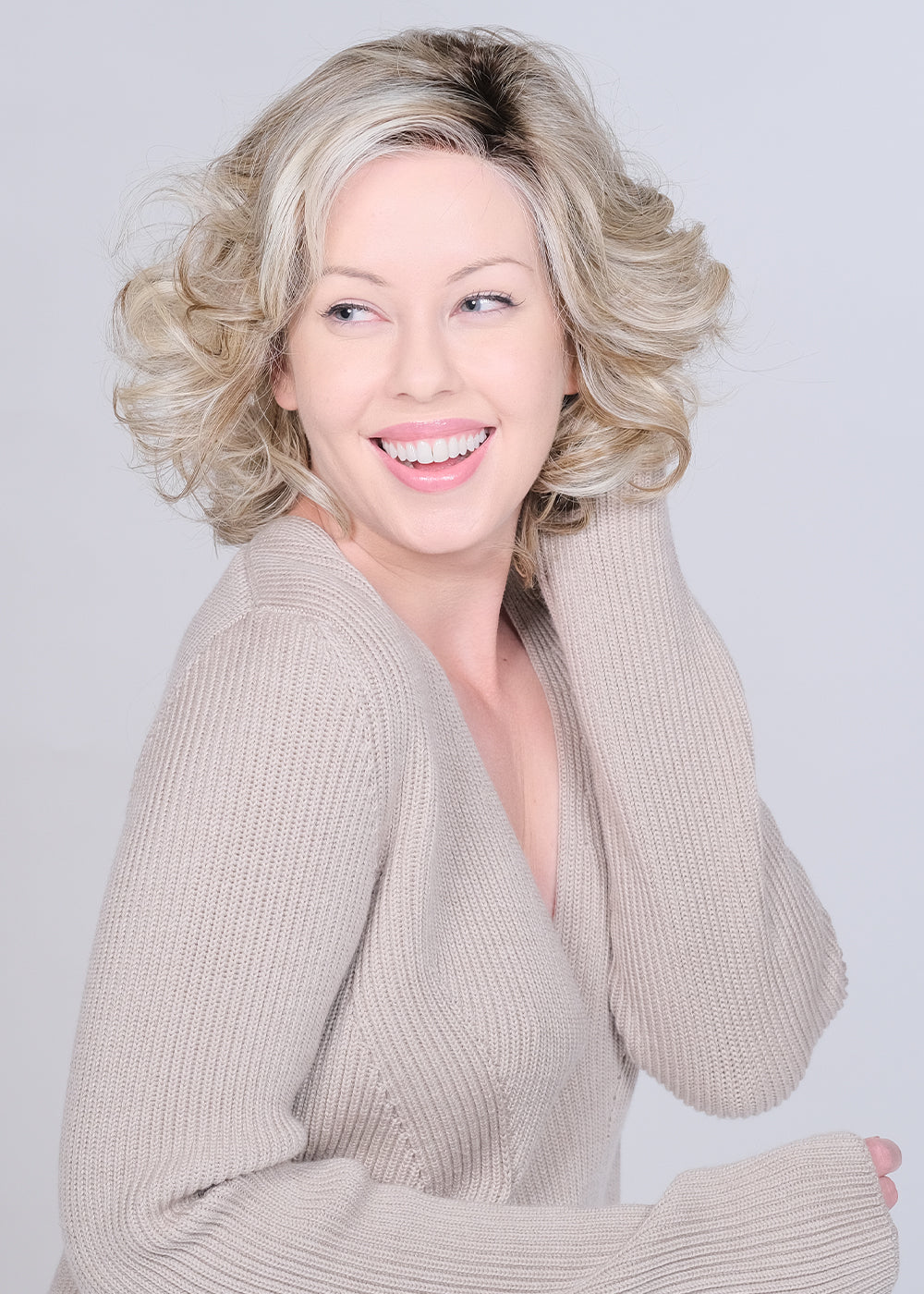 Belle Tress Devocion wig in Rootbeer Float Blonde — alternate model view 2