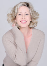 Belle Tress Devocion wig in Rootbeer Float Blonde — side view