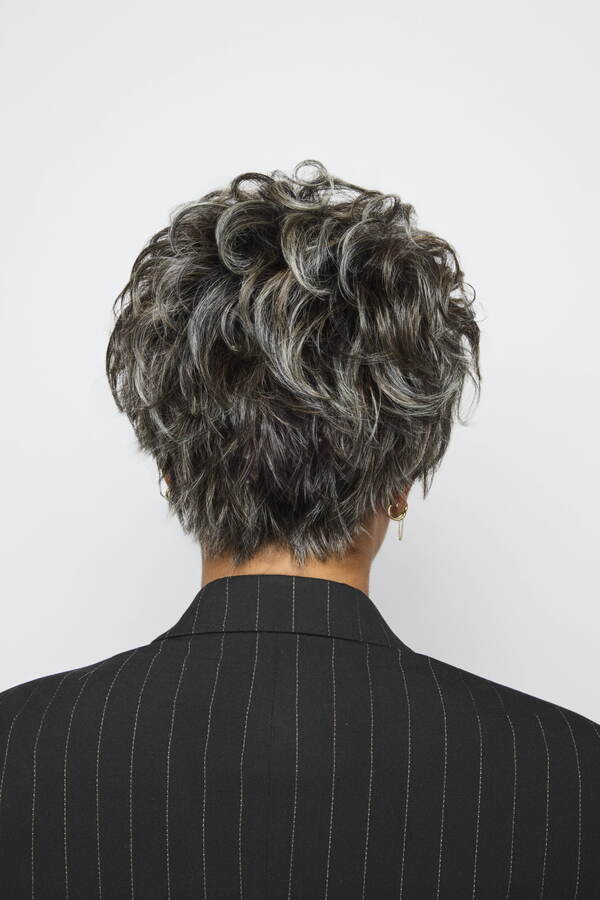 Luca by René of Paris – official model view 17