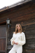 Oakly by Amore – official model view 8