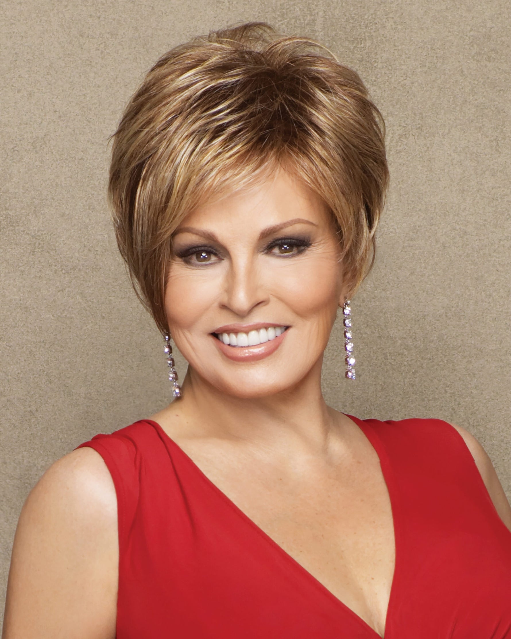 Cinch by Raquel Welch – official model front view