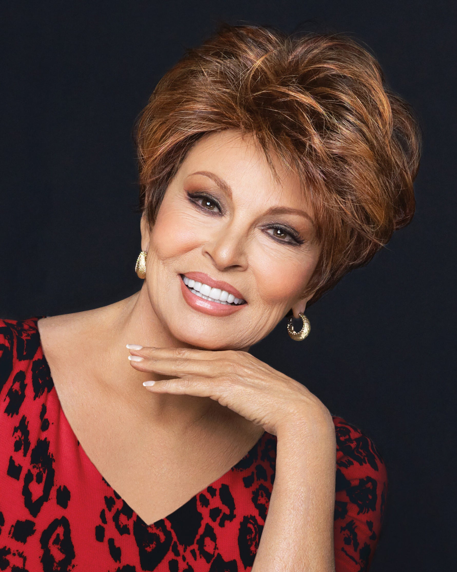 Fanfare by Raquel Welch – official model front view