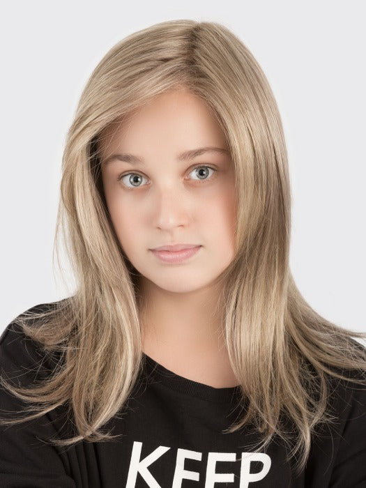 Sara by Ellen Wille