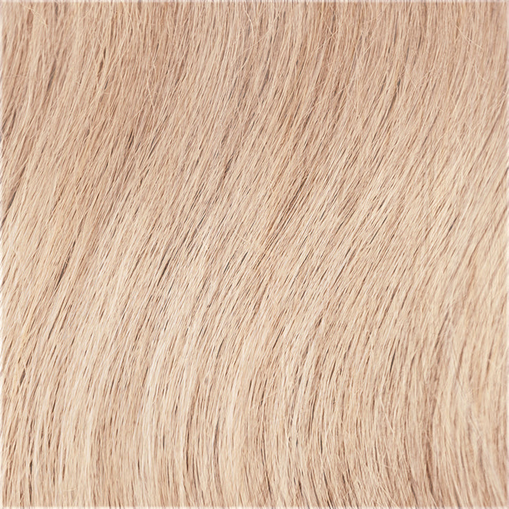 Ginger Blaze — TressAllure square color swatch