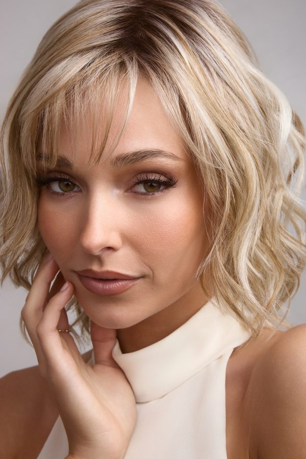 Terra by Amore in Sea Salt Blond-R model view