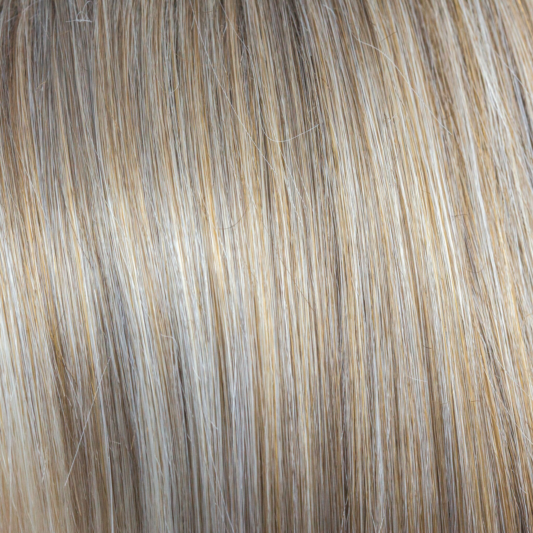 Liora color swatch — Caramel Cream