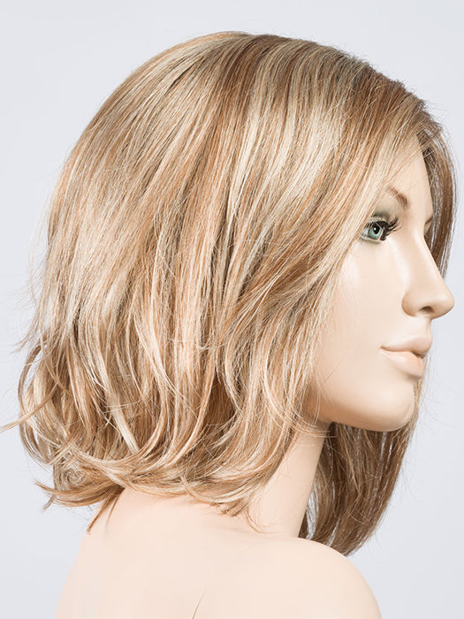 Ginger Blonde Rooted color swatch