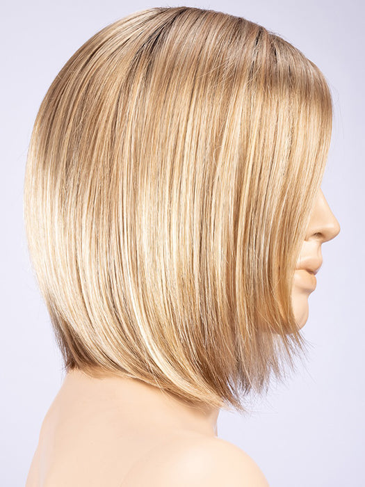 Sandy Blonde Toned color swatch
