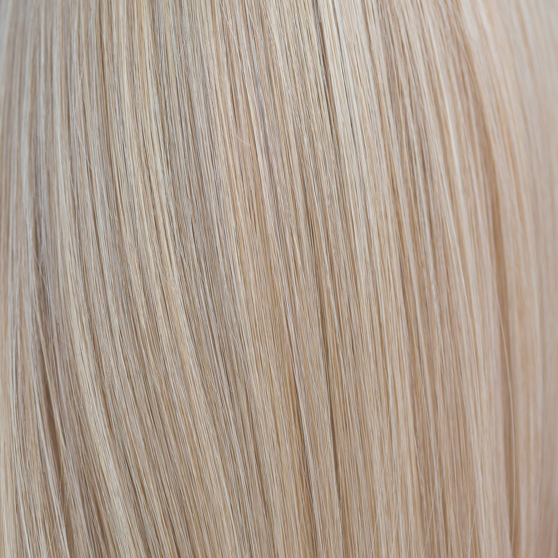 Liora color swatch — Golden Wheat