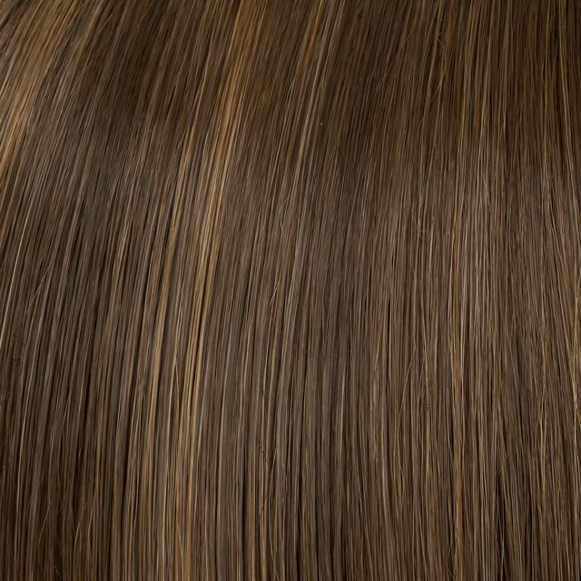 Alessandra by Jon Renau in Éclair 24BT18 color swatch