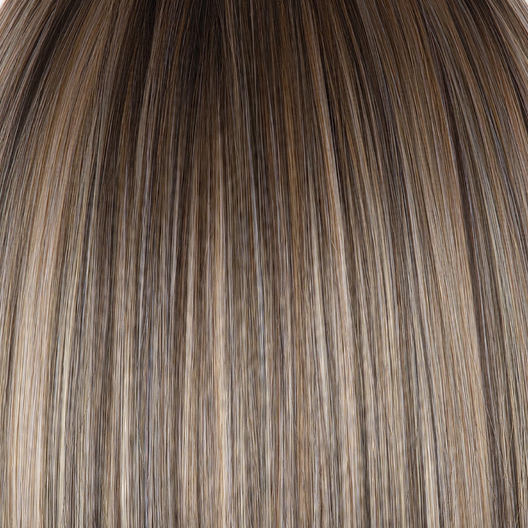 Amore Maude by Amore in Bronde-R color swatch