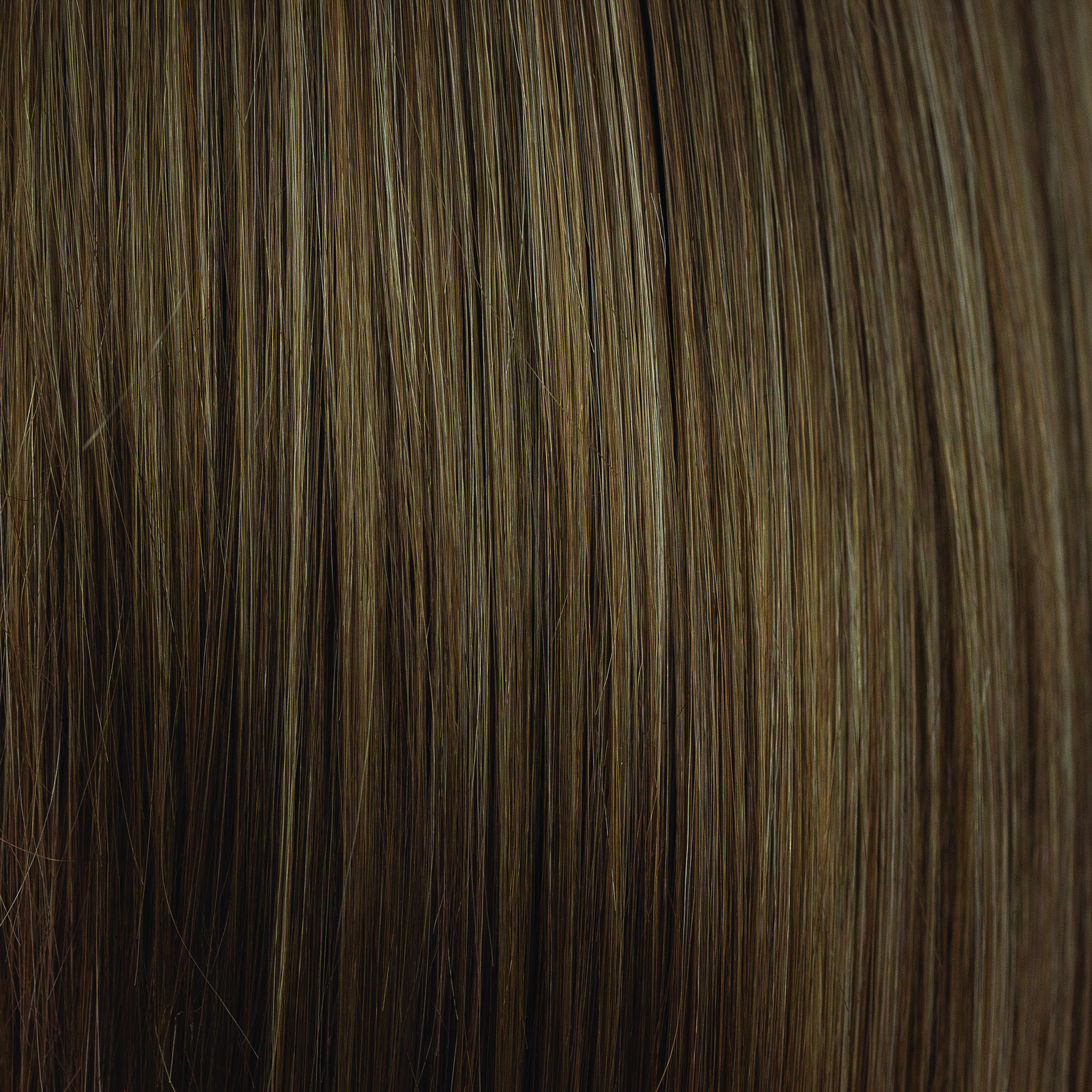 Liora color swatch — Pecan