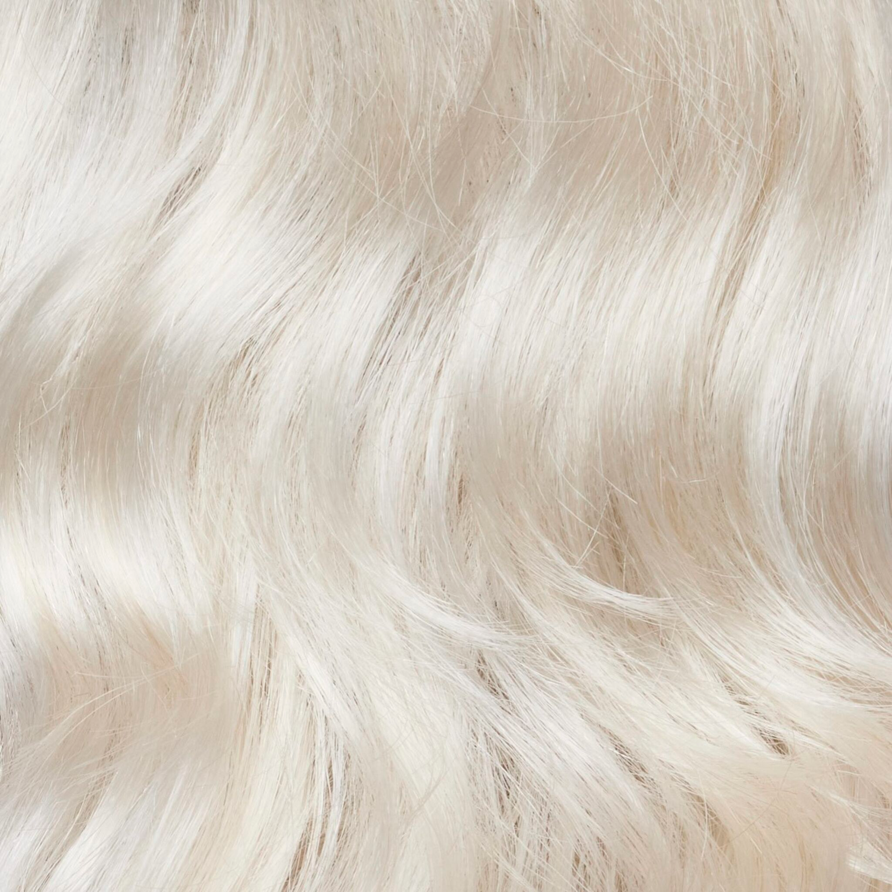 Liora color swatch — Satin Pearl