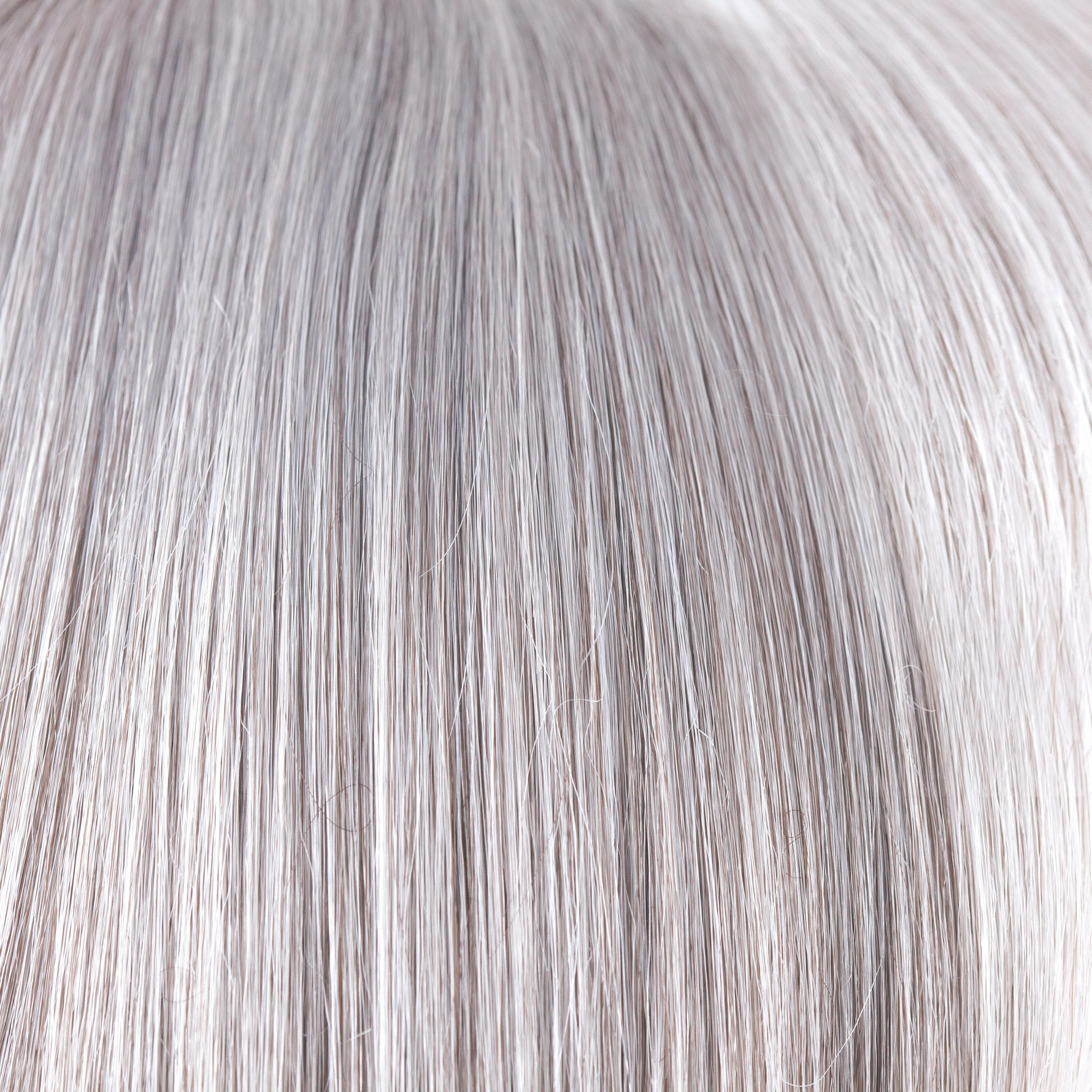 Liora color swatch — Silver Stone