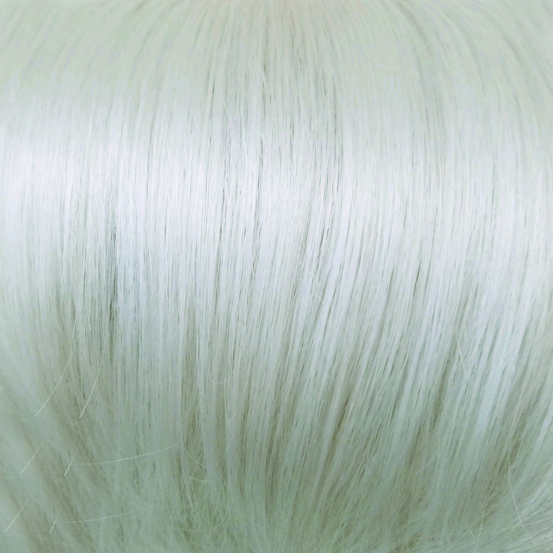Liora color swatch — Simply White