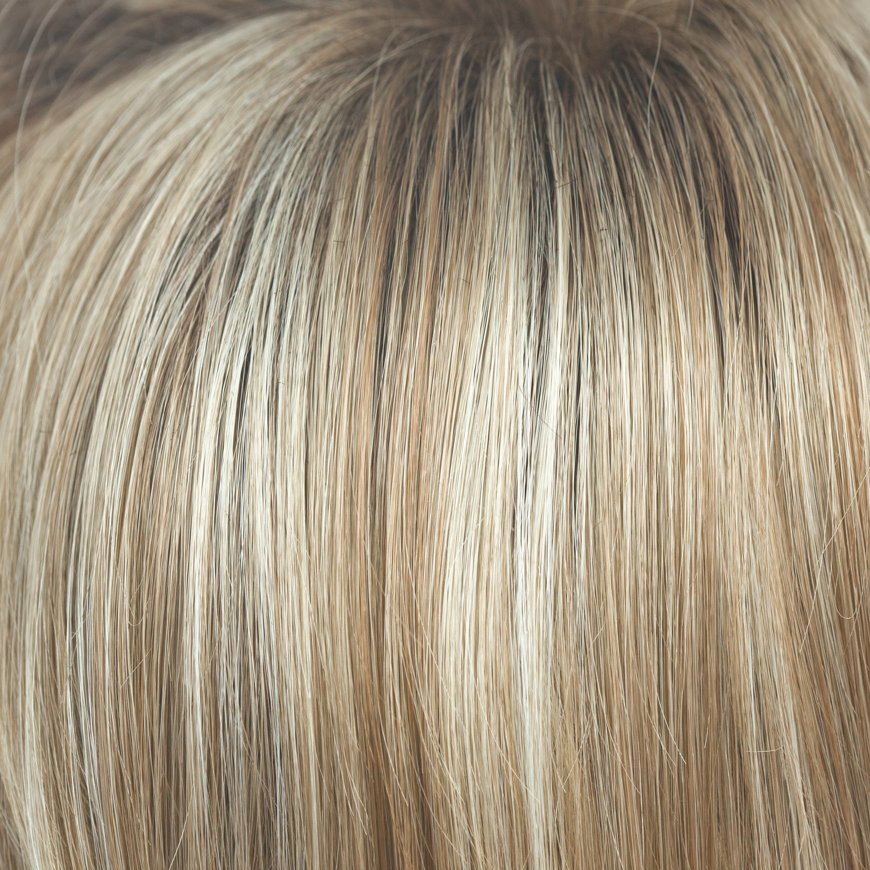 Liora color swatch — Sugar Cane-R