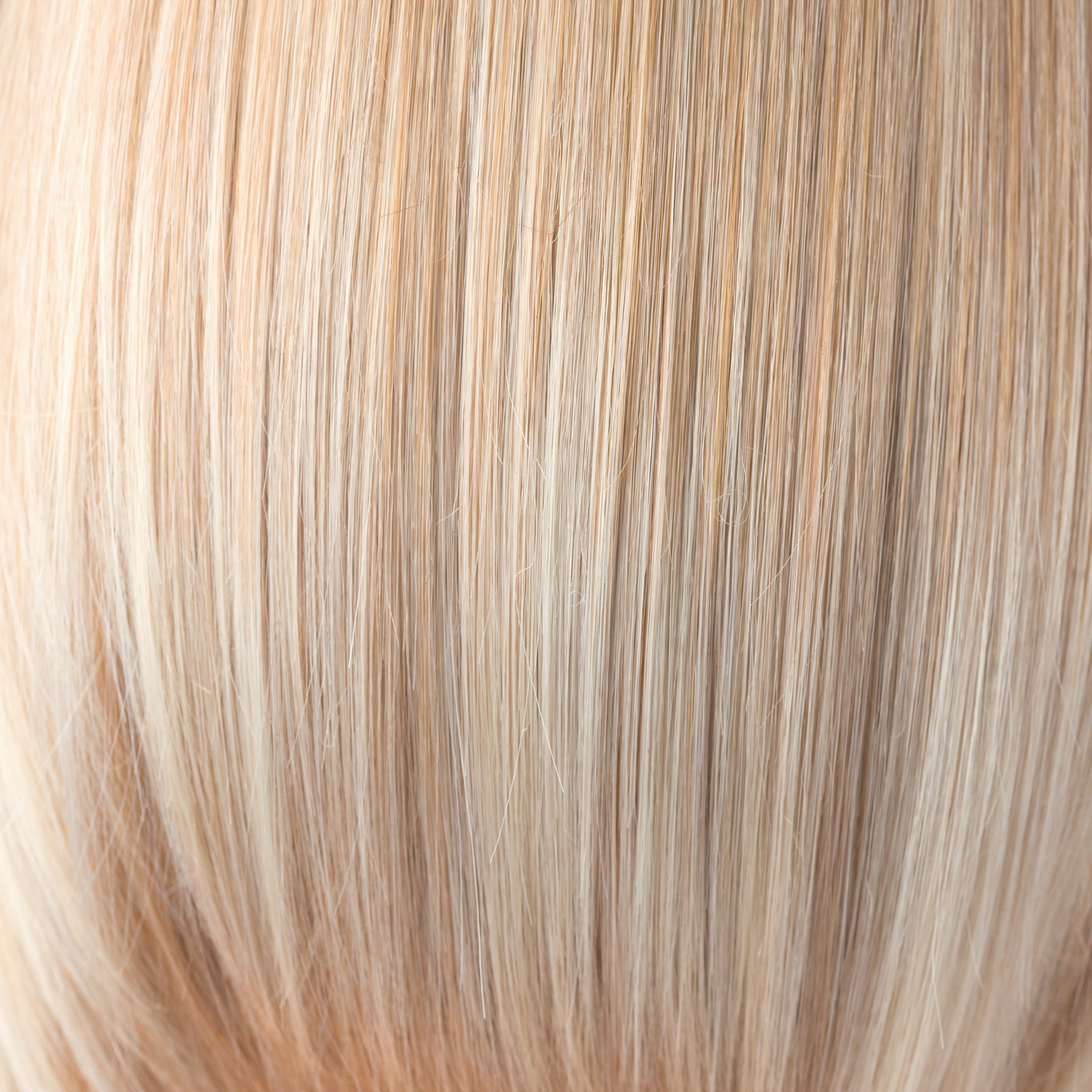 Liora color swatch — Vanilla Lush